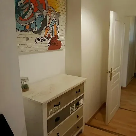 아파트 Familial 2 - Centre