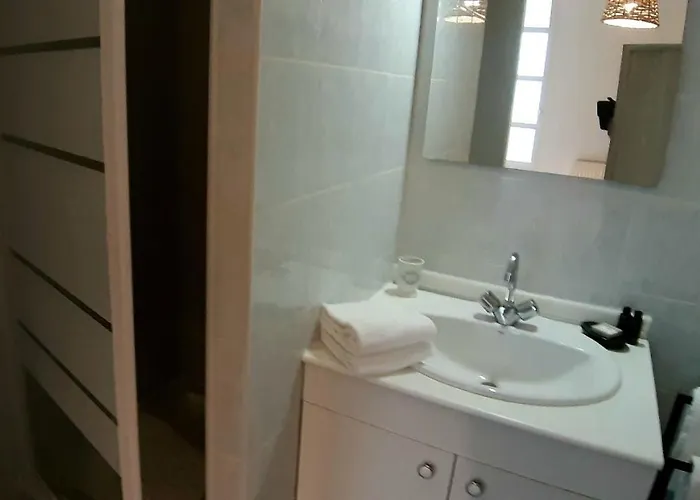 Burdigala Homes - De La Devise Appartement *